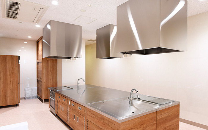 厚生連 施設紹介 本館