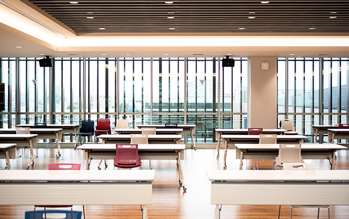 厚生連 施設紹介 本館