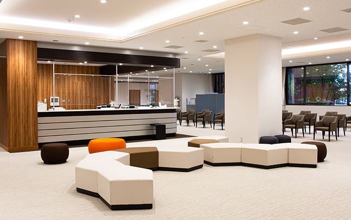 厚生連 施設紹介 本館