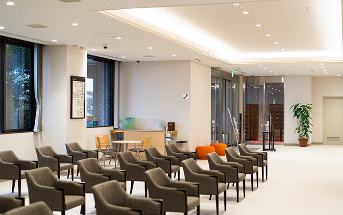 厚生連 施設紹介 本館