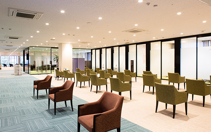 厚生連 施設紹介 本館