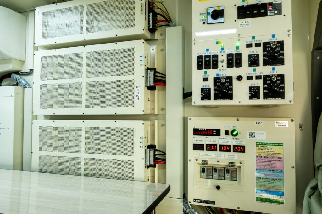 蓄電池システム搭載の胸部検診車を県内で初導入しました | 山梨県