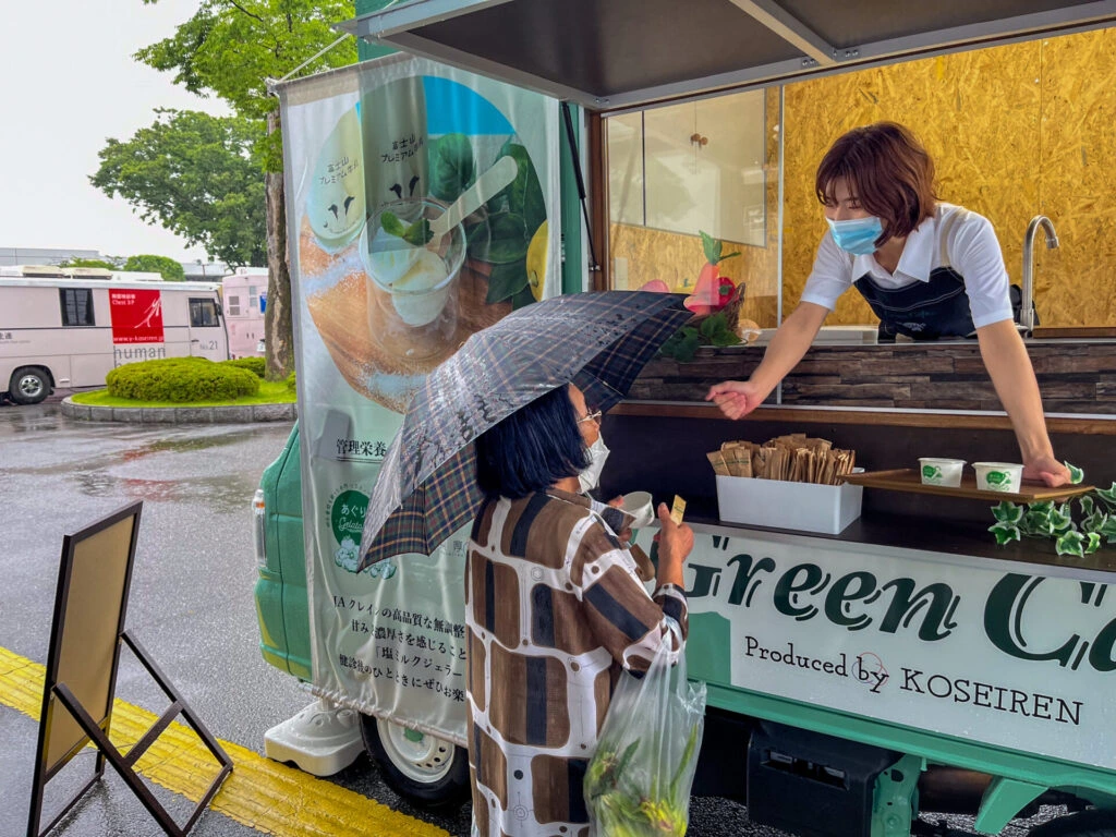 巡回健診にキッチンカーが出張しました！ | 山梨県厚生連健康管理センター