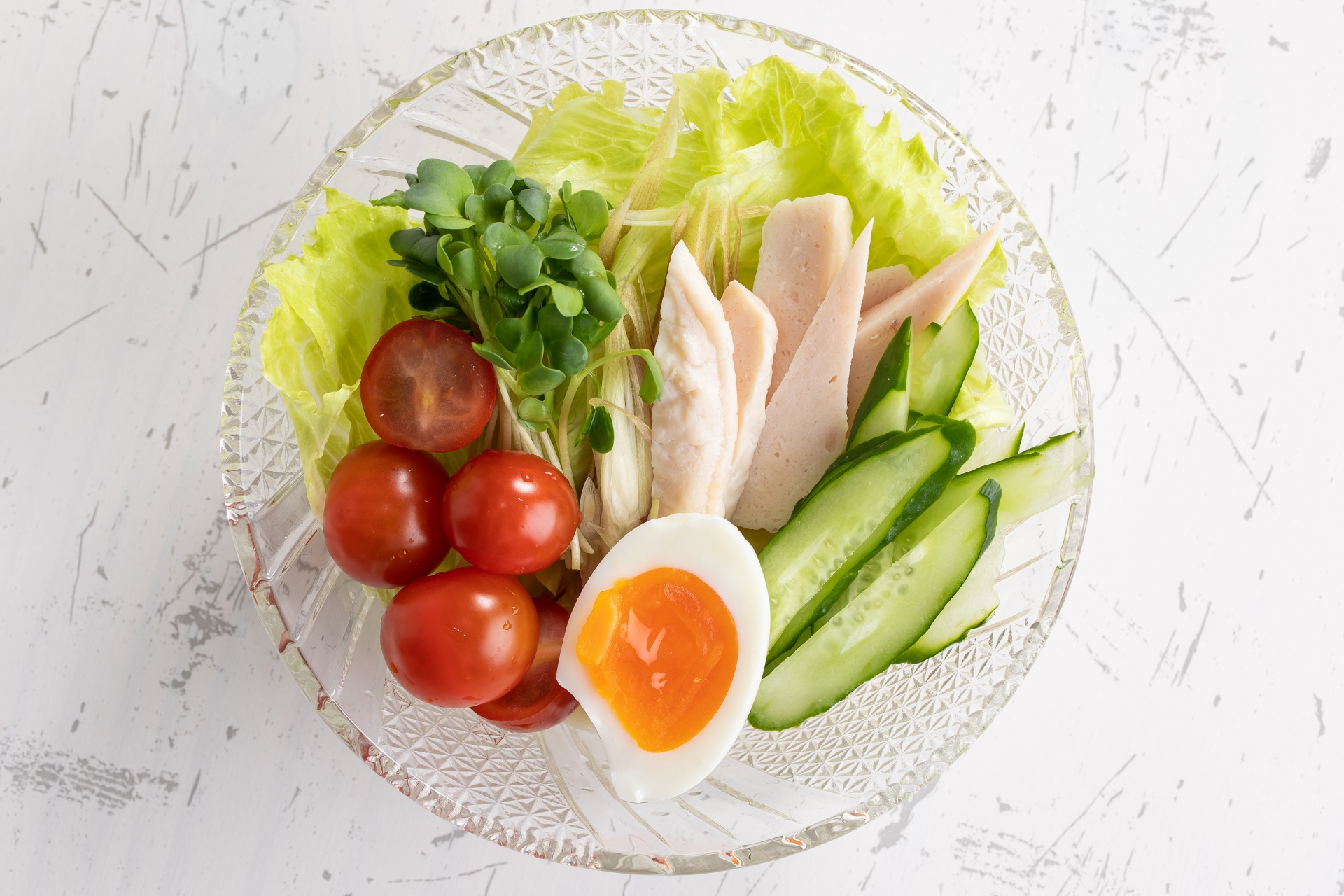 凍える 冬 手足 温める サラダ